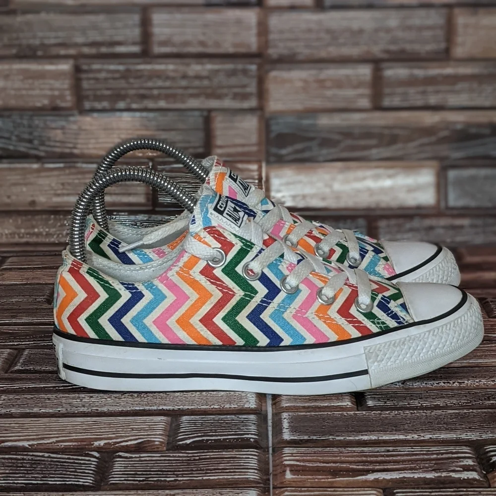 Converee Chuck Taylor All Stars Multi Colored Graphic Sneaker - Women's 6_3